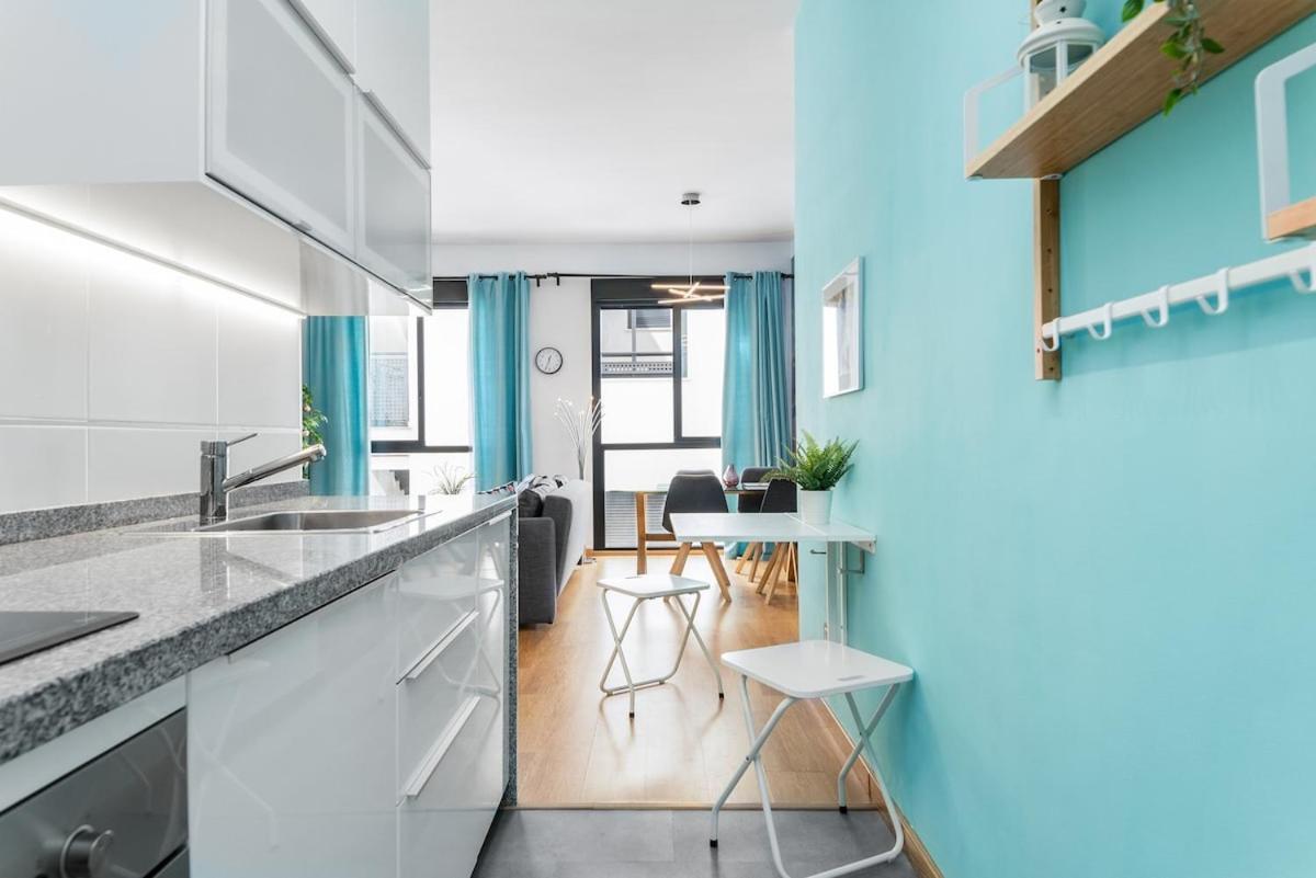 -Malagasunapts- Modern Citycentre Pool&Parking Exterior foto