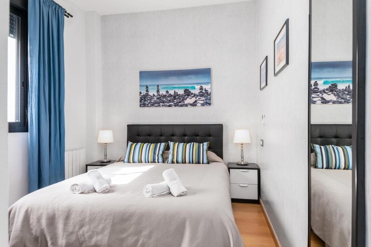 -Malagasunapts- Modern Citycentre Pool&Parking Exterior foto